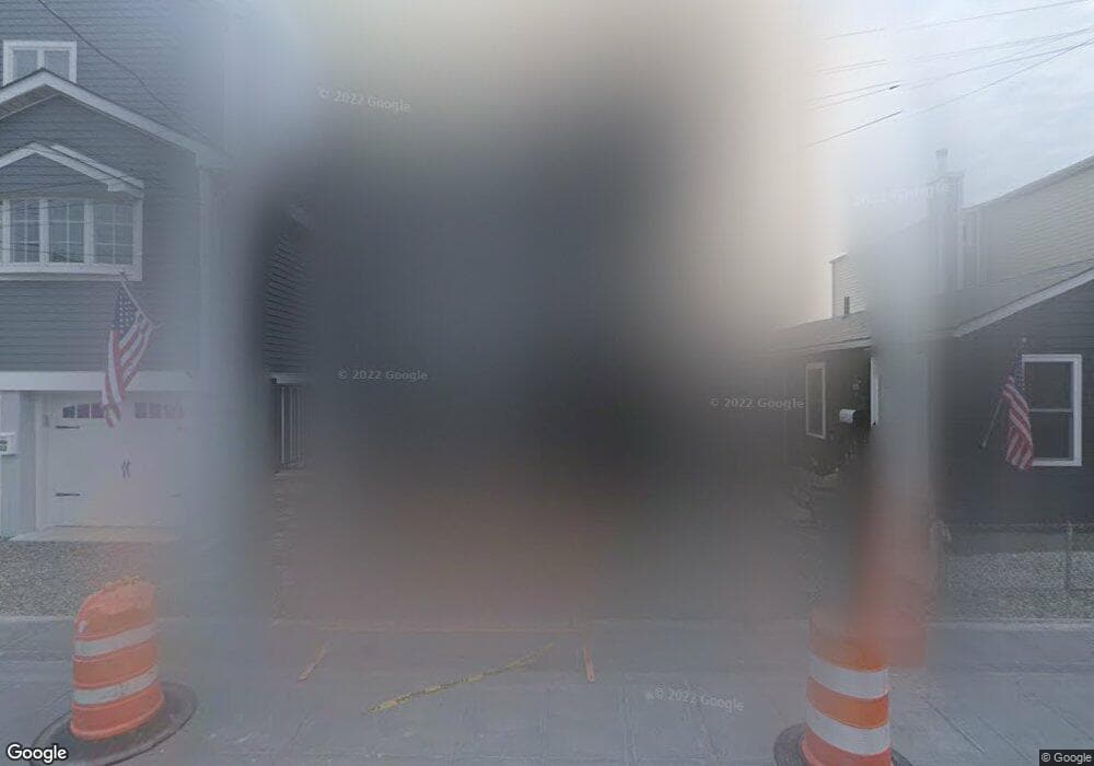 34 W 13th Rd, Broad Channel, NY 11693 - photo 1