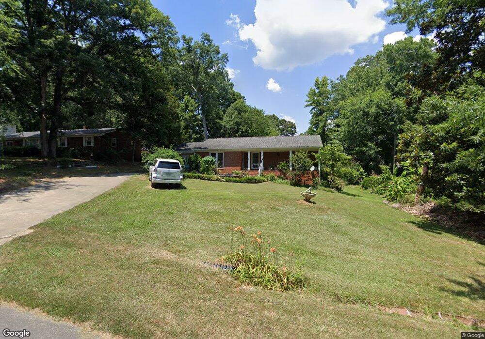 639 Hemlock Dr, Asheboro, NC 27205 - photo 1