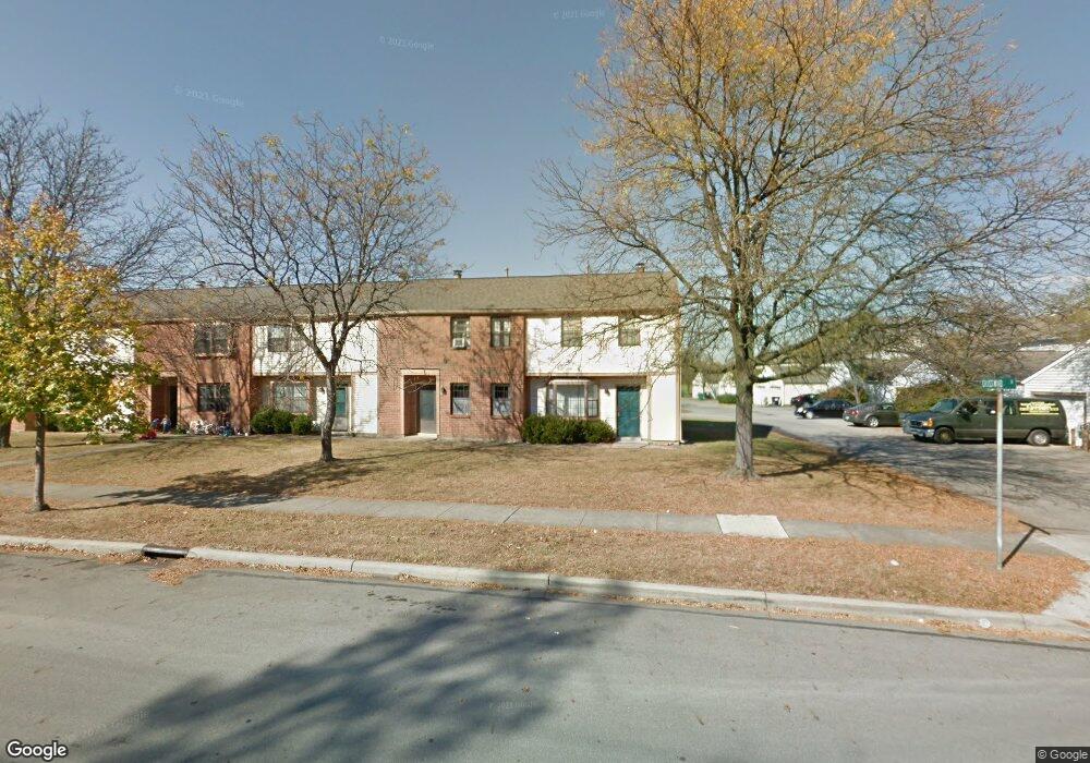 932 Cross Country Dr E, Westerville, OH 43081 - photo 1