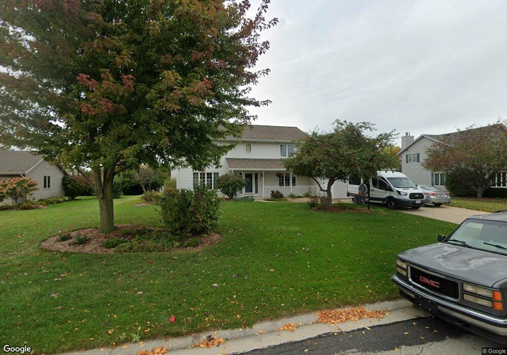 W166N10225 Calico Ln, Germantown, WI 53022 - photo 1