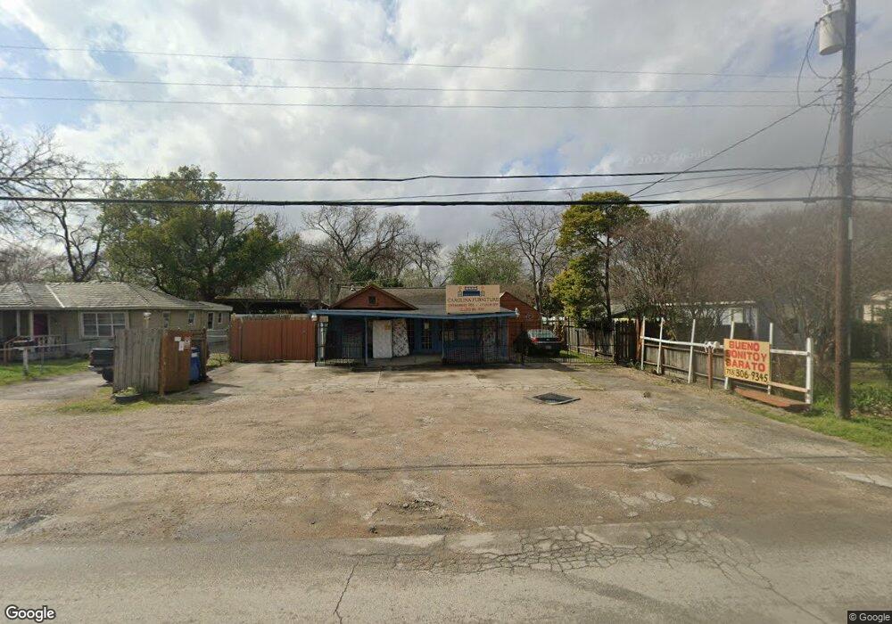 9749 Bauman Rd unit 1, Houston, TX 77076 - photo 1