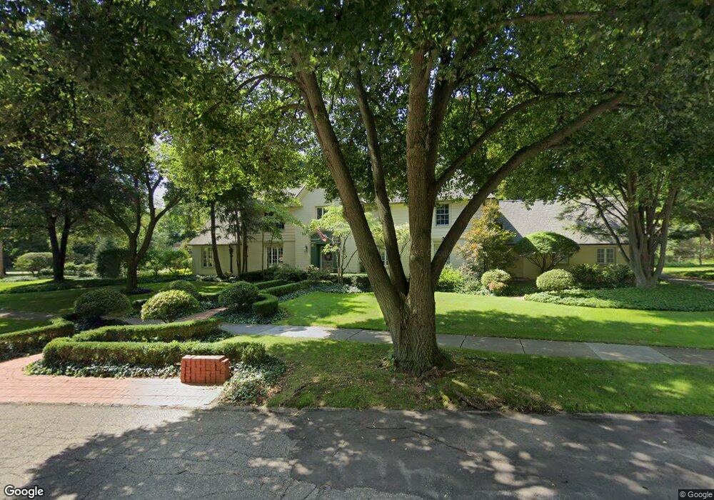 515 Half Moon Rd, Bloomfield Hills, MI 48301 - photo 1