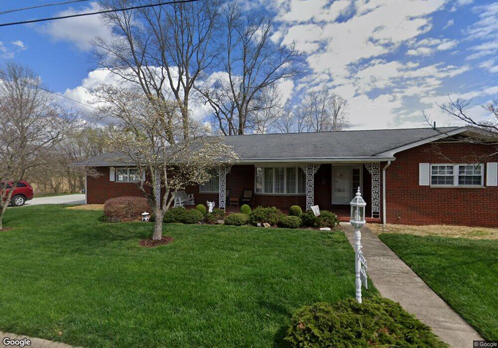 2606 Woodland Ave, Dunbar, WV 25064 - photo 1