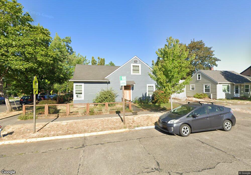 1391 E 22nd Ave, Eugene, OR 97403 - photo 1