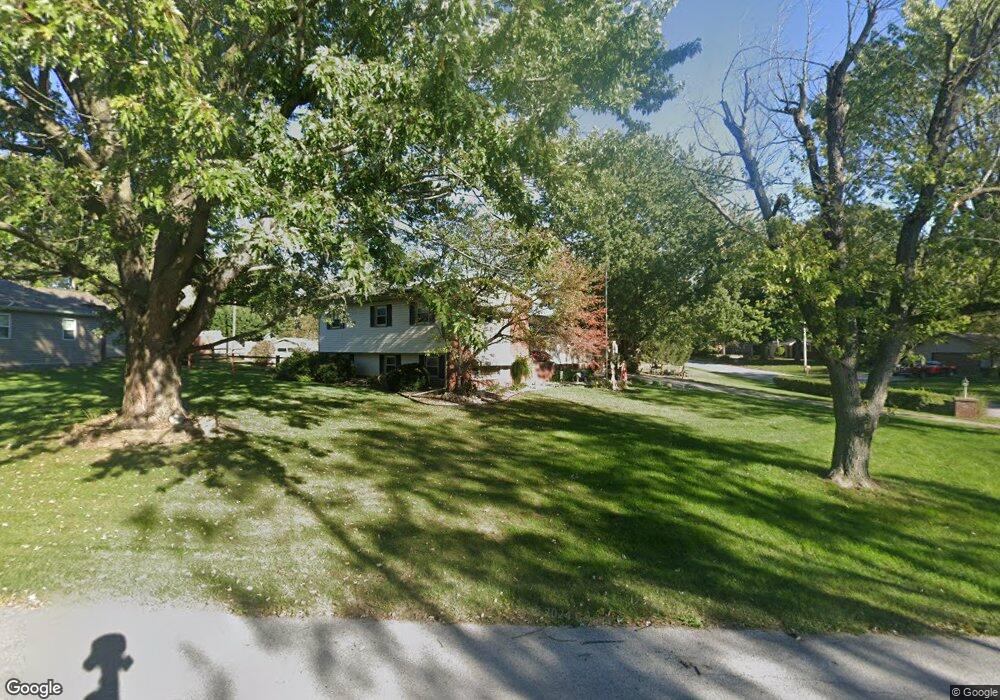 1521 Walnut Ct, Lima, OH 45805 - photo 1