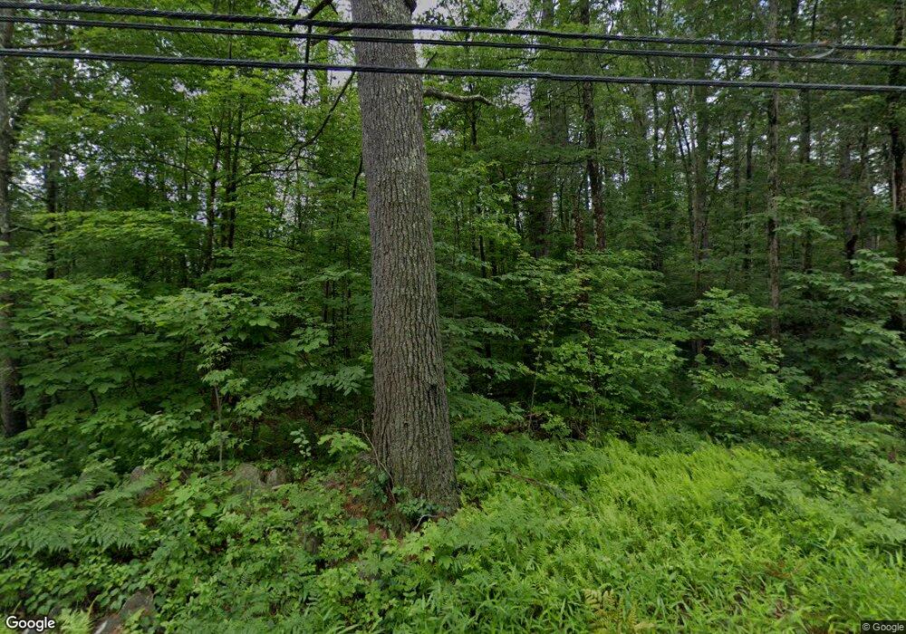 915 Pine St, Contoocook, NH 03229 - photo 1