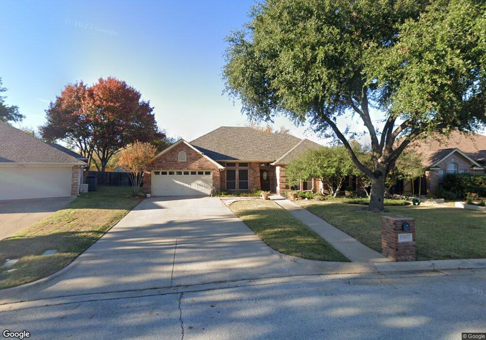 9109 Meandering Dr, North Richland Hills, TX 76182 - photo 1