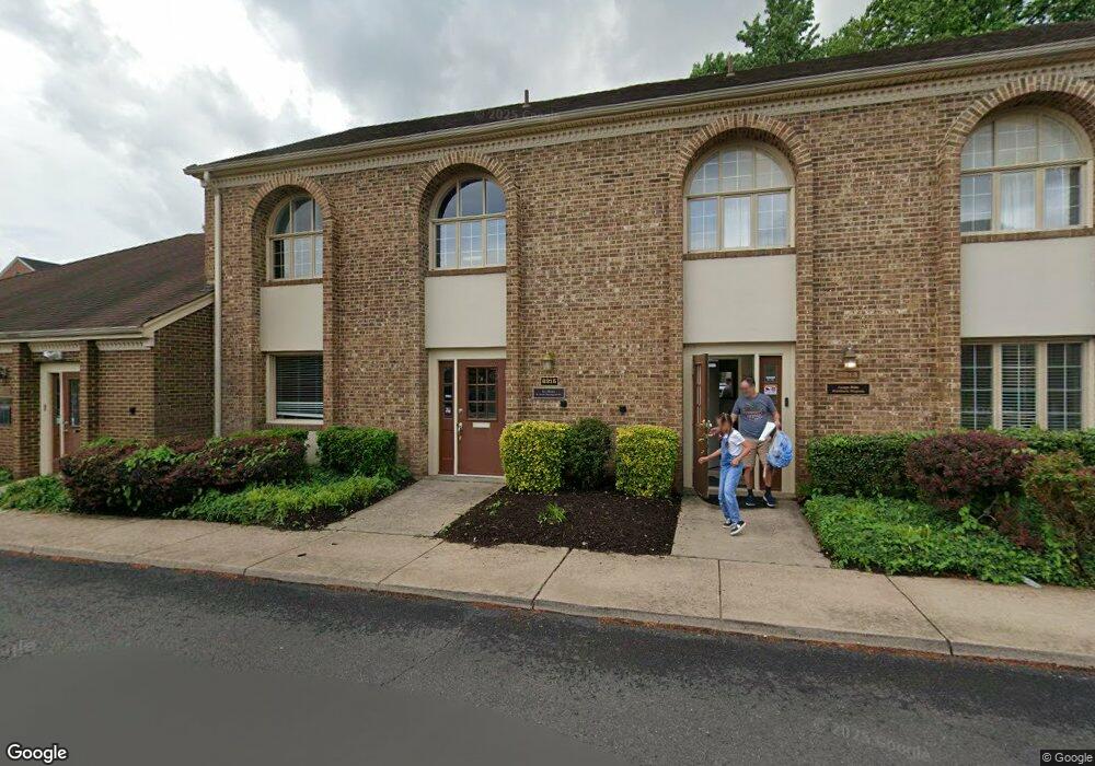 6215 Old Keene Mill Ct, Springfield, VA 22152 - photo 1