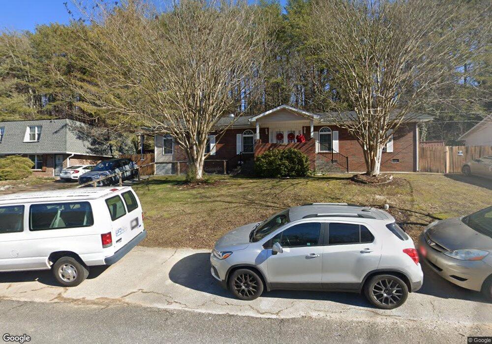 5232 Donlyn Ln, Hixson, TN 37343 - photo 1