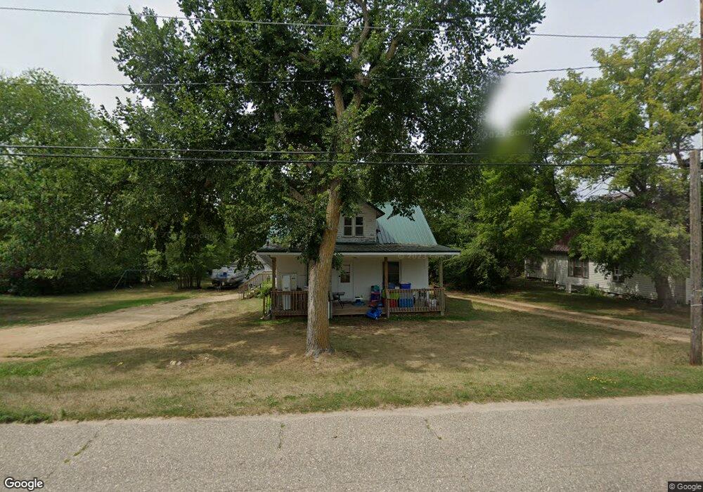 425 6th St SE, Long Prairie, MN 56347 - photo 1