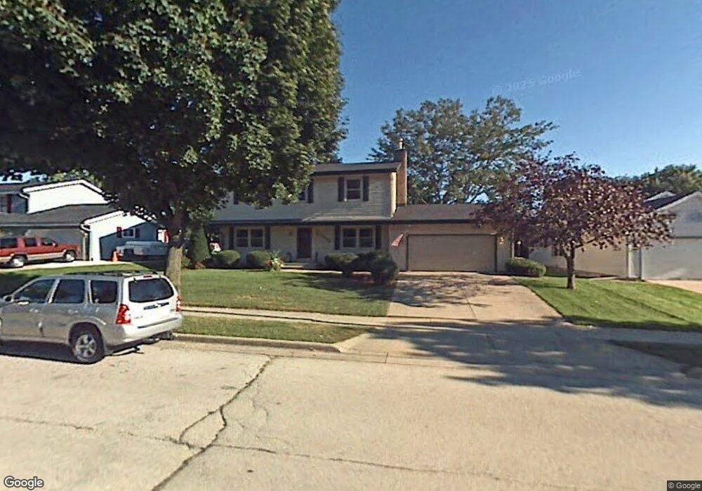 1625 Butler Dr, Waukesha, WI 53186 - photo 1