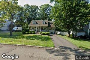 921 Midland Rd, Oradell, NJ 07649