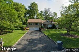 9 Acorn Place, Caldwell, NJ 07006