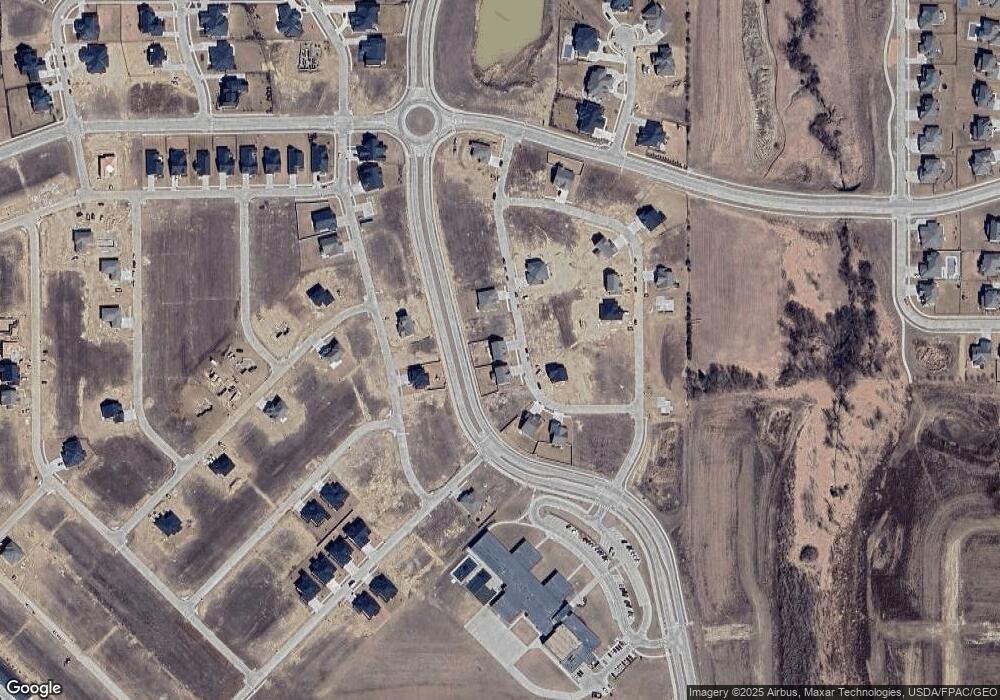 11710 S 119th Ave, Papillion, NE 68046 - photo 1