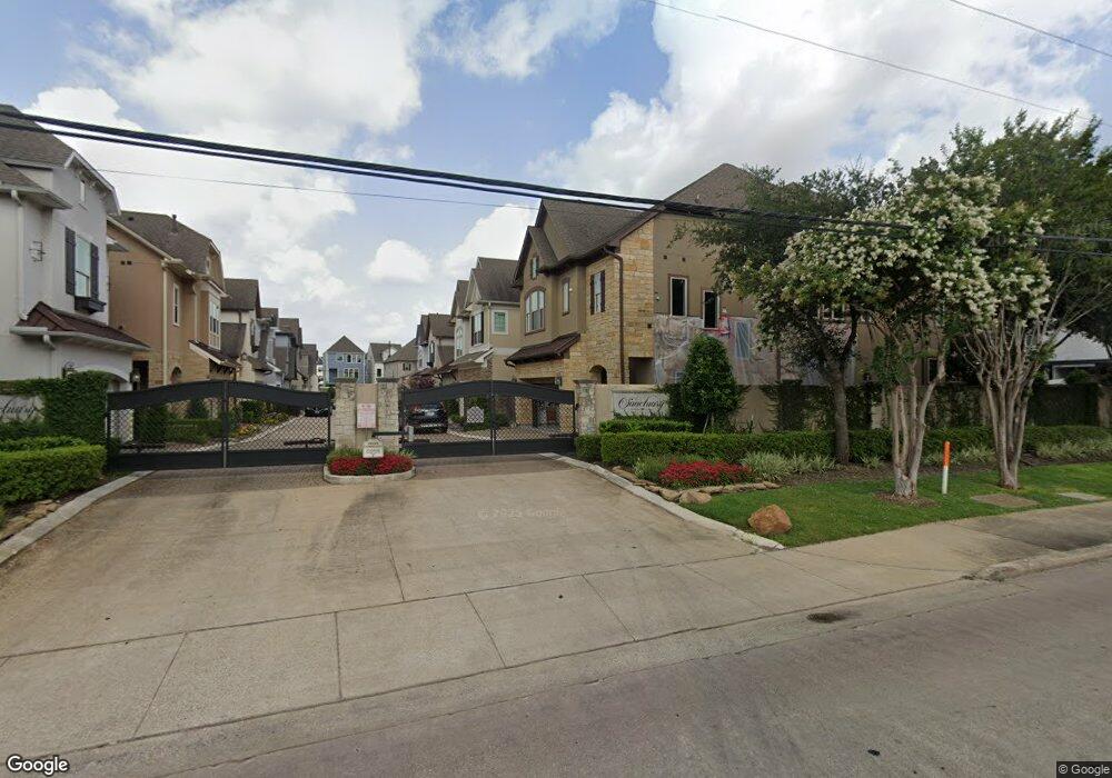 8606 Costmary Ln, Houston, TX 77055 - photo 1