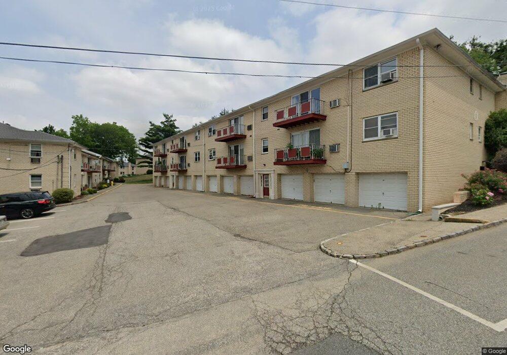 364 Hoover Ave unit 121, Bloomfield, NJ 07003 - photo 1