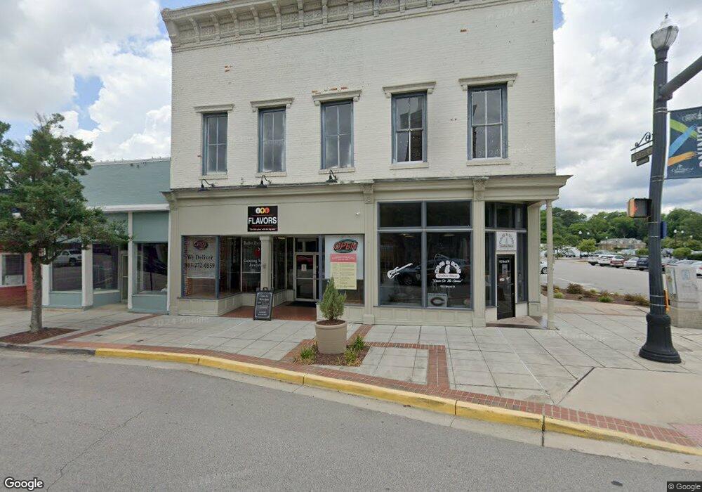 951 Broad St, Camden, SC 29020 - photo 1