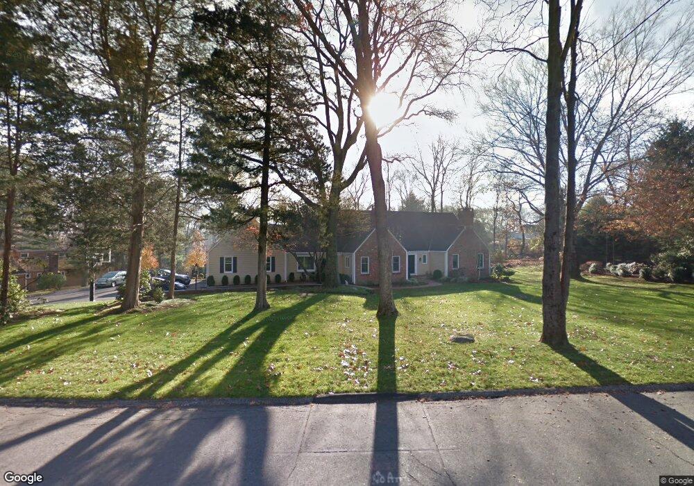 16 Wedgewood Rd, Westport, CT 06880 - photo 1