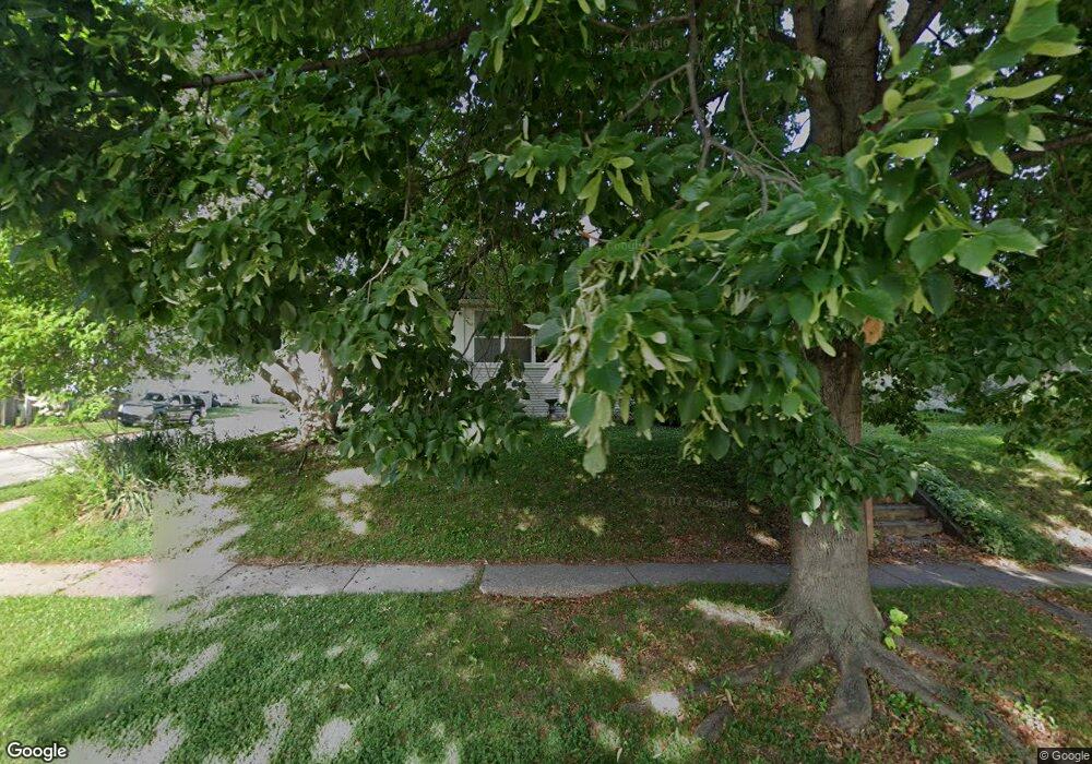 2002 Lillie Ave, Davenport, IA 52804 - photo 1