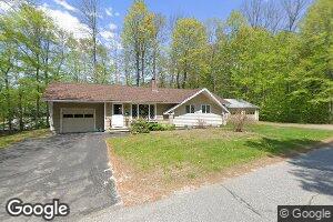 25 Dale St, Farmingdale, ME 04344
