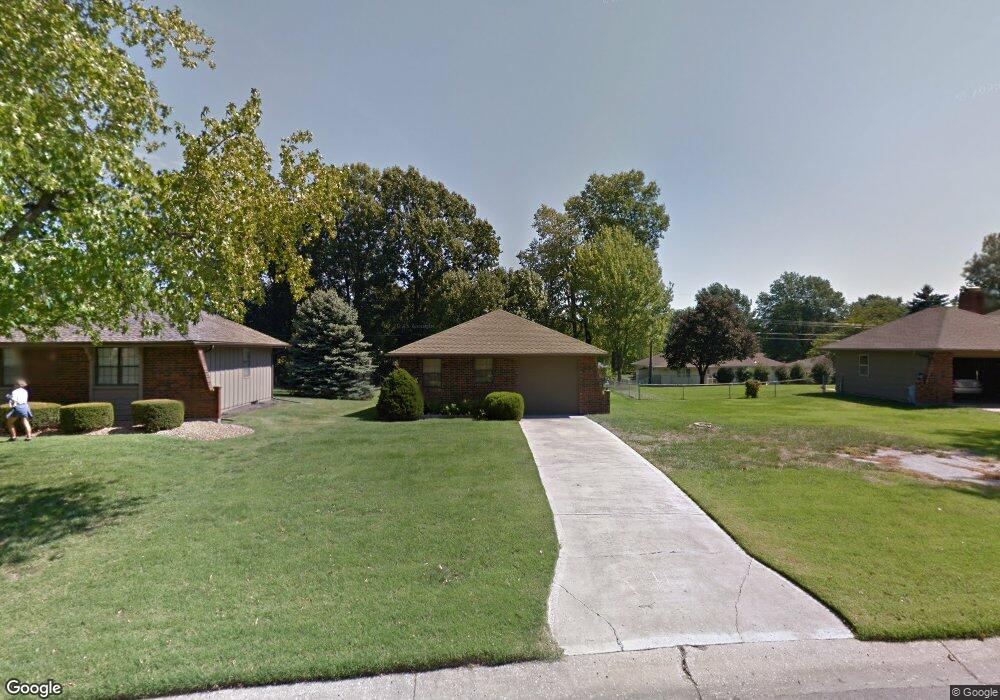 906 NW 10th St, Blue Springs, MO 64015 - photo 1