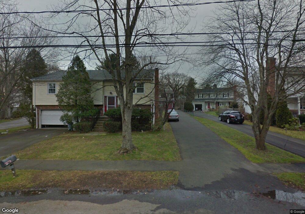 10 Griffith Rd, Riverside, CT 06878 - photo 1