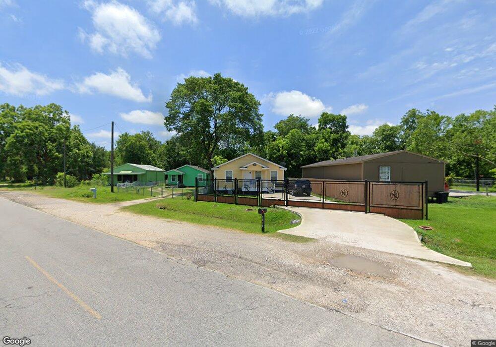 5218 Bennington St, Houston, TX 77028 - photo 1