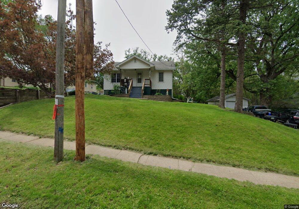 3016 61st St, Des Moines, IA 50322 - photo 1