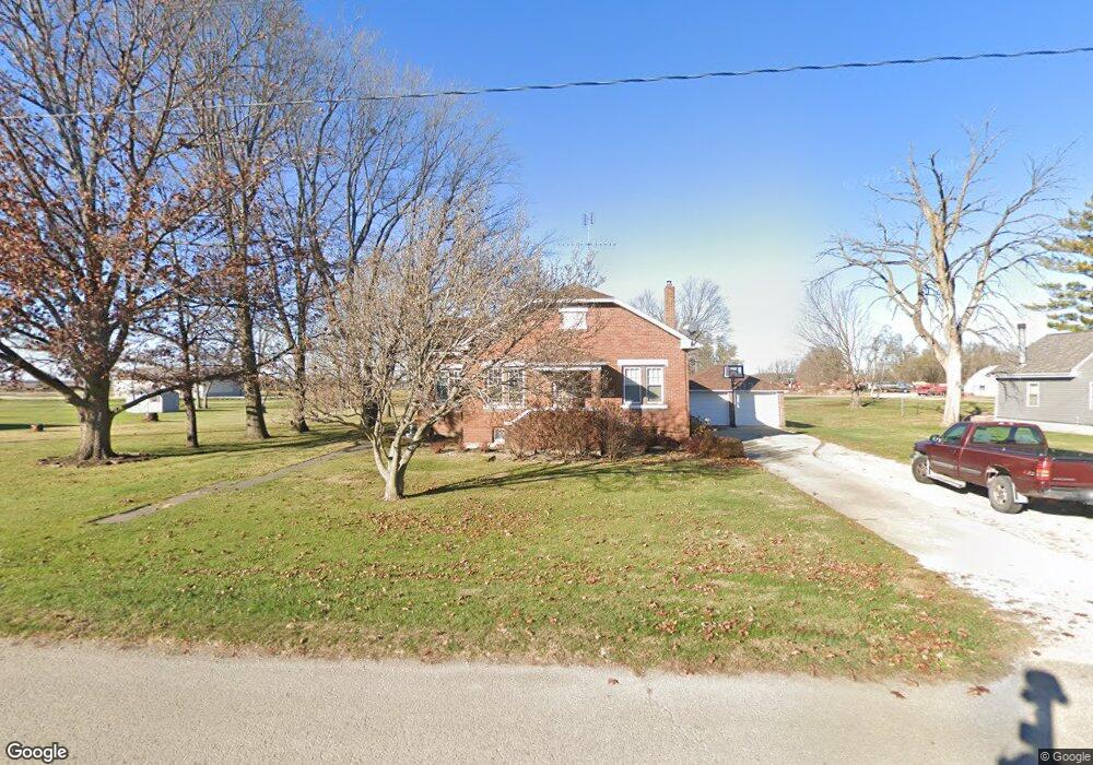204 E 1st St, Cedar Point, IL 61316 - photo 1