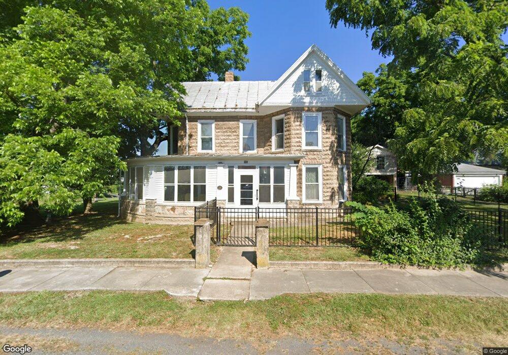 205 Shenandoah Ave, Edinburg, VA 22824 - photo 1