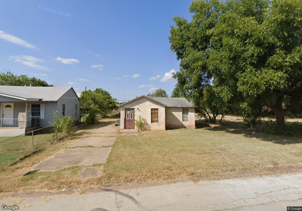 1310 32nd St, Wichita Falls, TX 76302 - photo 1