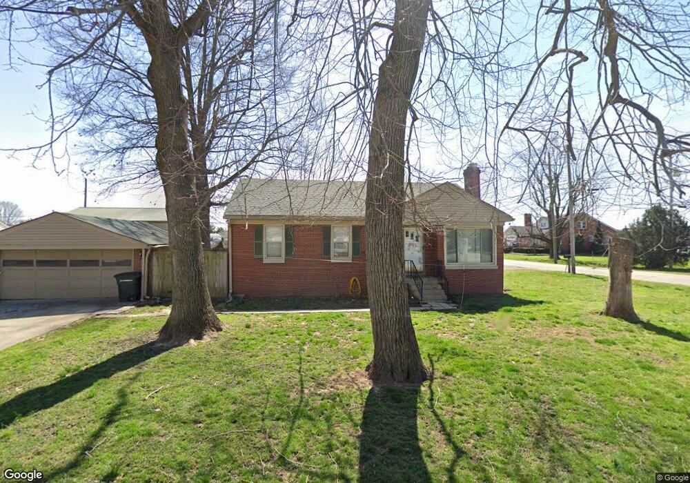 900 Poplar Dr, Jeffersonville, IN 47130 - photo 1