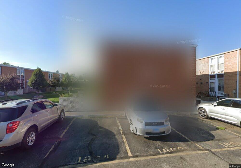 1867 Pine Ct, Des Plaines, IL 60018 - photo 1