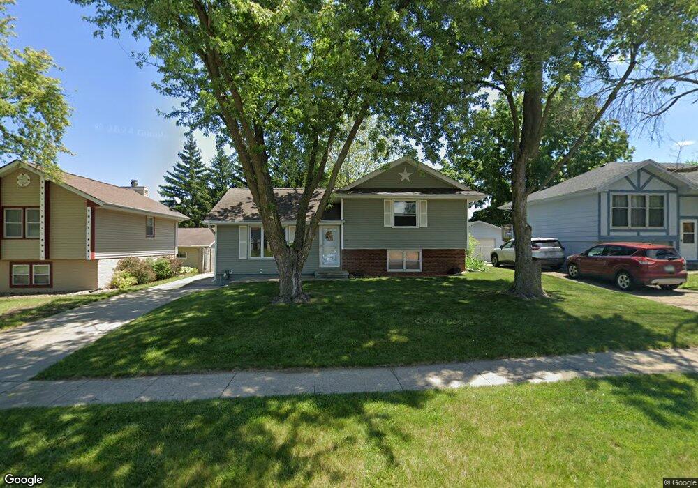 3207 SE 20th St, Des Moines, IA 50320 - photo 1