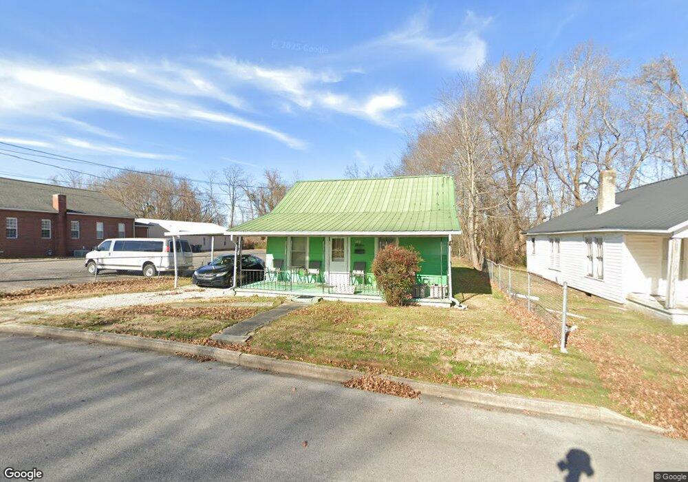 233 E End Dr, McMinnville, TN 37110 - photo 1