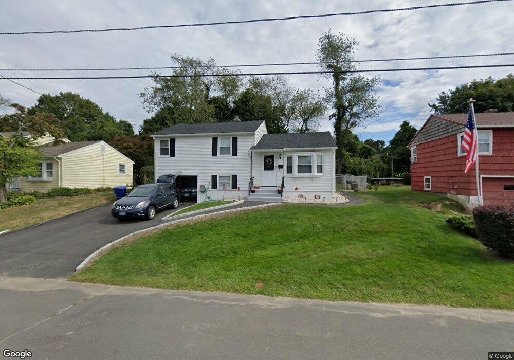 31 Cronin Dr, Waterbury, CT 06708 - photo 1