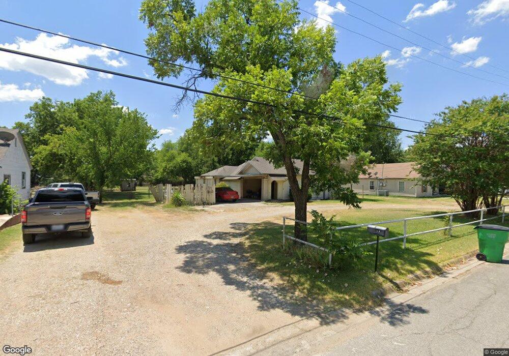 1506 Olive St, Gainesville, TX 76240 - photo 1