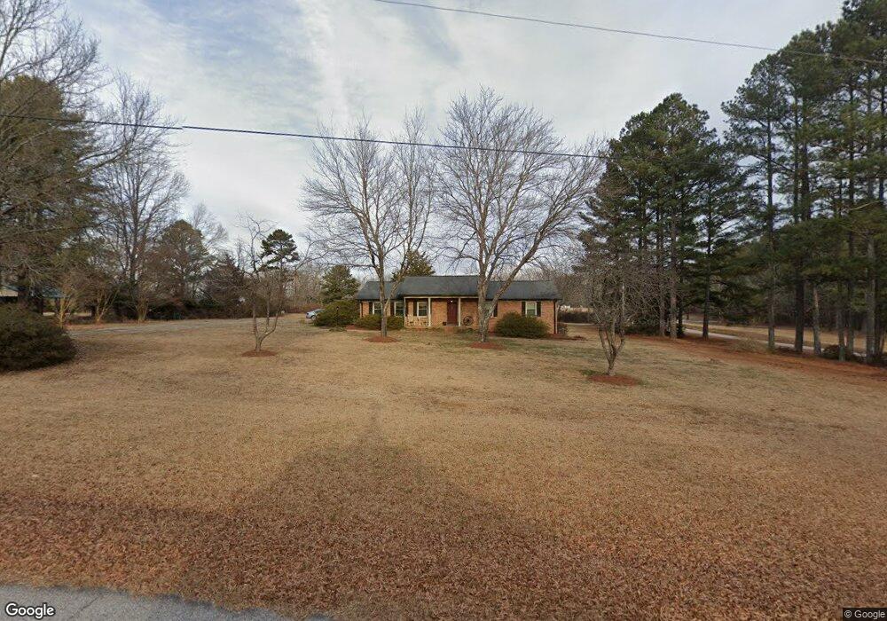 1808 Davis Cir, Clover, SC 29710 - photo 1