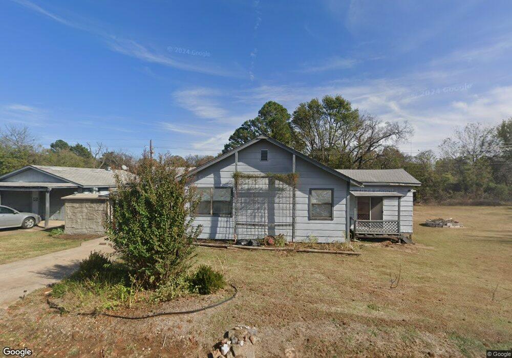 1113 S Bryan St, Okmulgee, OK 74447 - photo 1