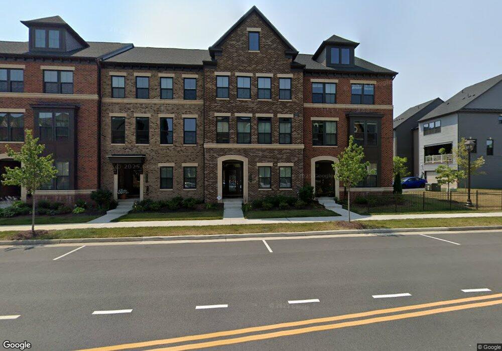 43479 Charitable St, Ashburn, VA 20148 - photo 1