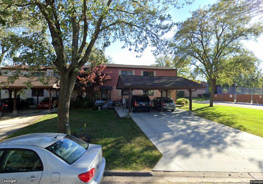 1649 Tahoe Circle Dr unit 210, Wheeling, IL 60090 - photo 1