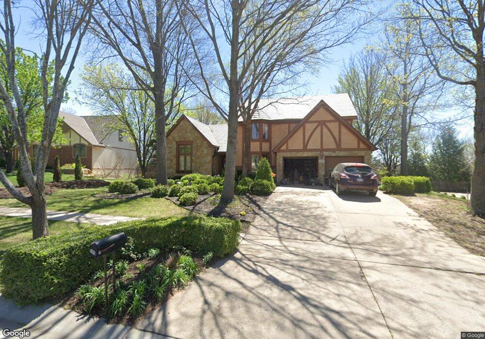 5901 SW Clarion Ln, Topeka, KS 66610 - photo 1