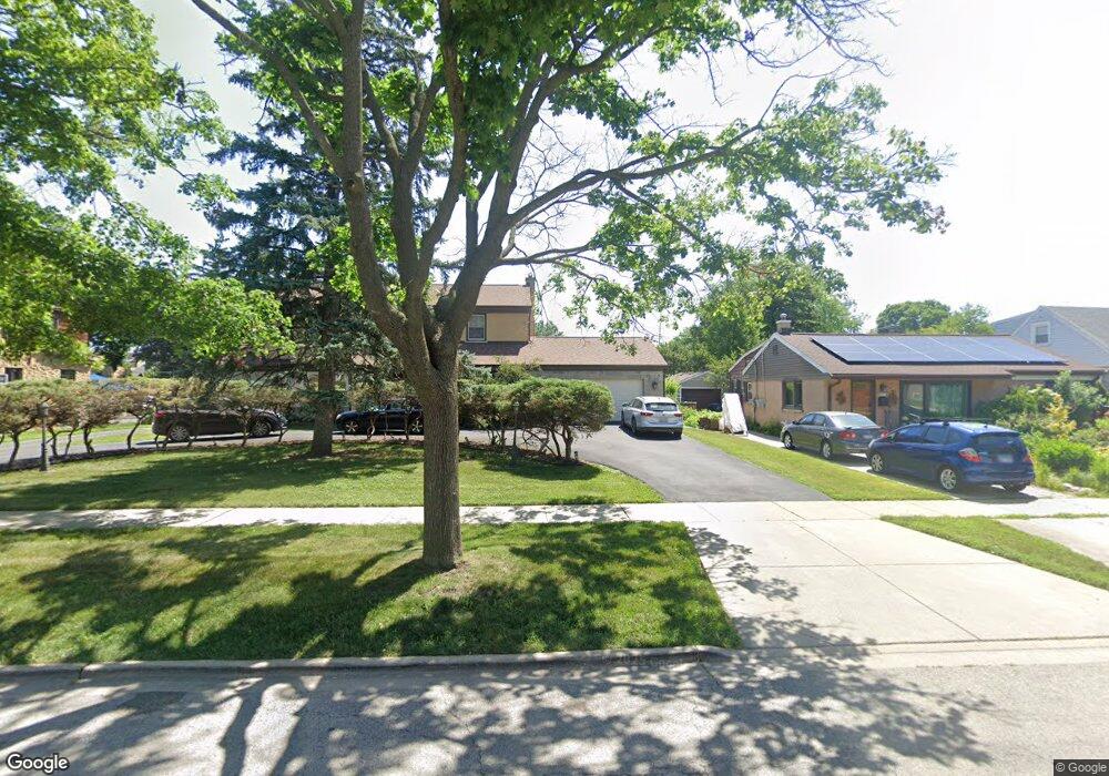 903 Jeannette St, Des Plaines, IL 60016 - photo 1