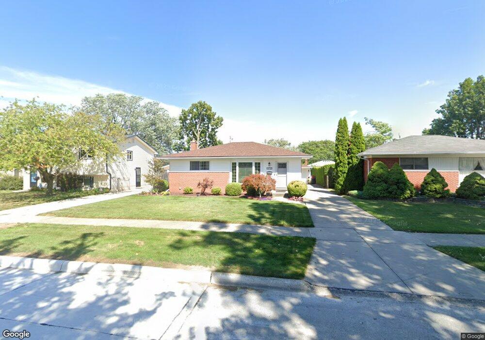 15725 Dugan St, Roseville, MI 48066 - photo 1