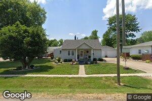 208 S Main St, Payson, IL 62360