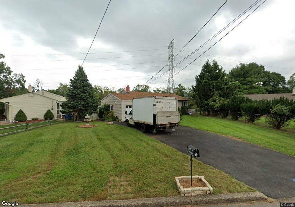 32 Lake Park Dr, Piscataway, NJ 08854 - photo 1