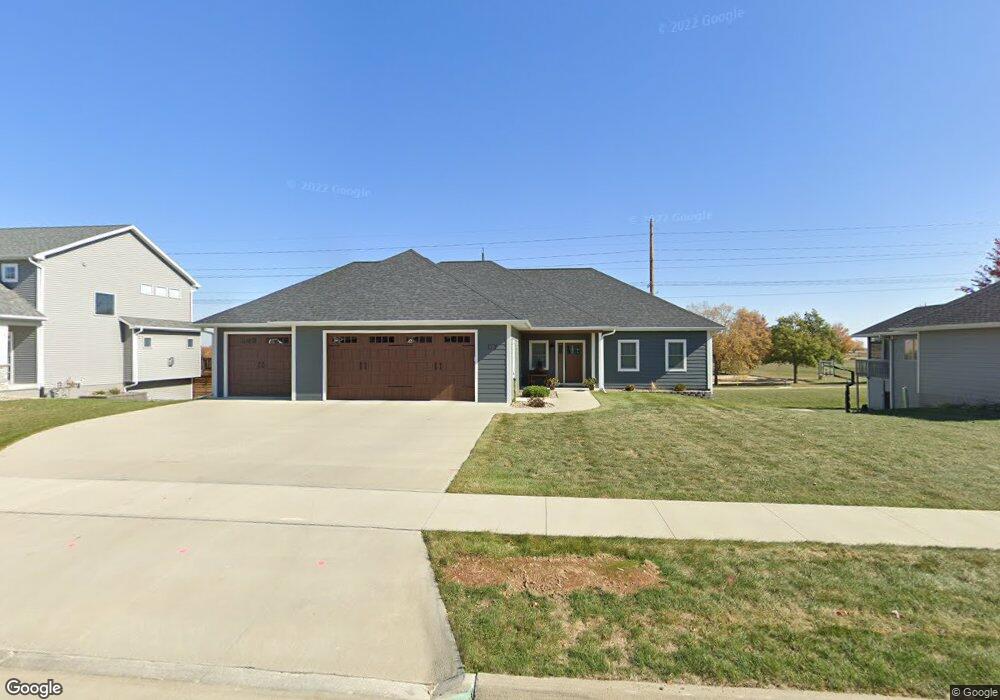 616 E 26th St N, Newton, IA 50208 - photo 1