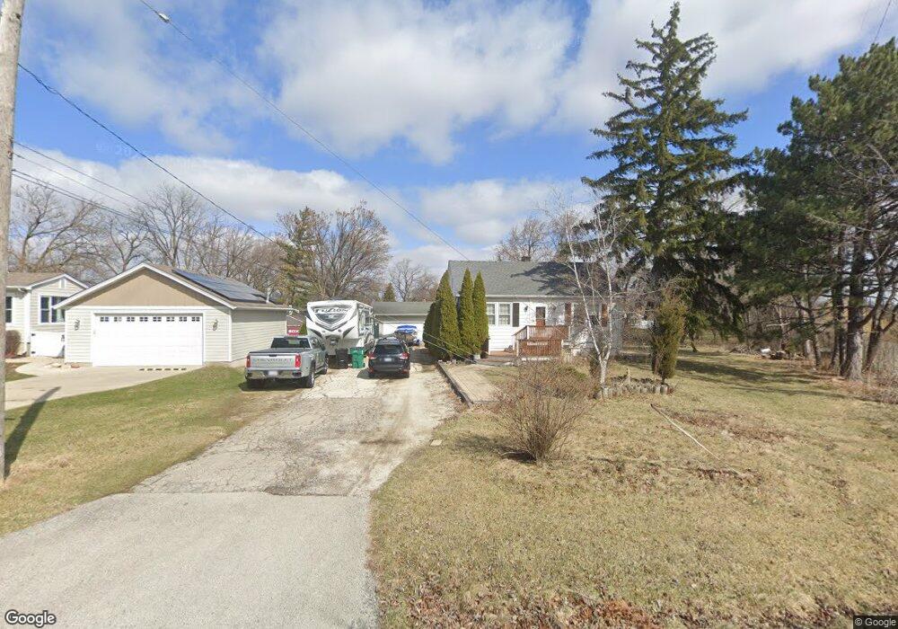 15W024 Concord St, Elmhurst, IL 60126 - photo 1