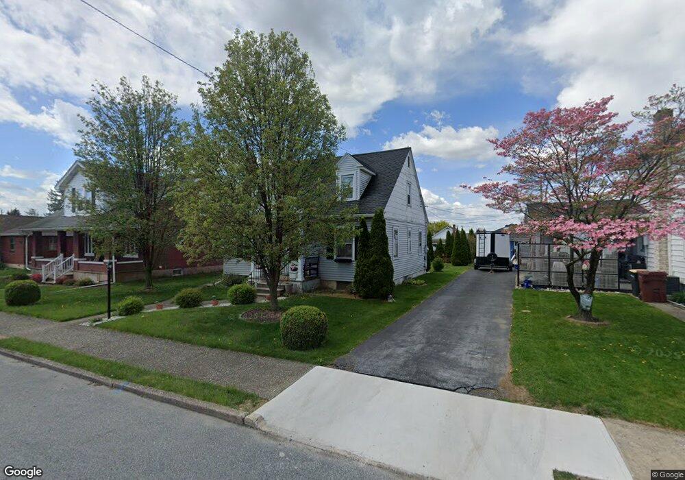 854 5th St, Whitehall, PA 18052 - photo 1