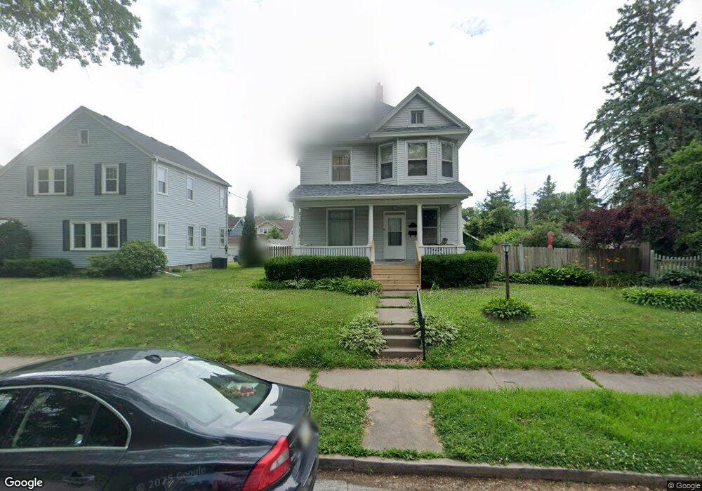 1007 Grand Ct, Davenport, IA 52803 - photo 1